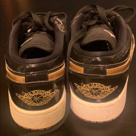 Nike Air Jordan Retro - Picture 3 of 4